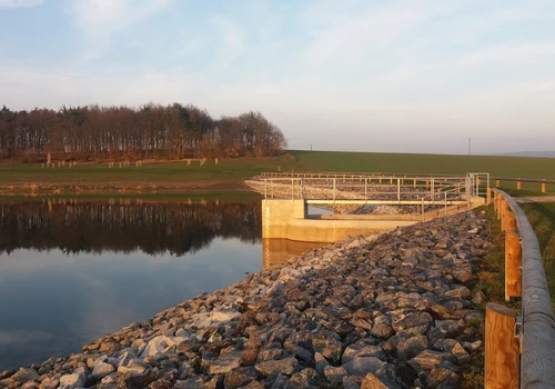 Vodní nádrž nad Chobotem (2)